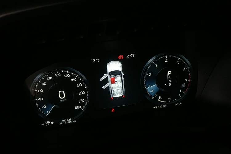 Used Volvo XC90 2017 T6 Zhiya Edition 7-seater Instrument Cluster