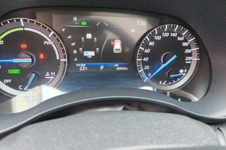 Used Toyota Highlander 2023 2.5L Smart Electric Hybrid Dual-Motor All-Wheel-Drive Luxury 7-Seater Odometer Close Up