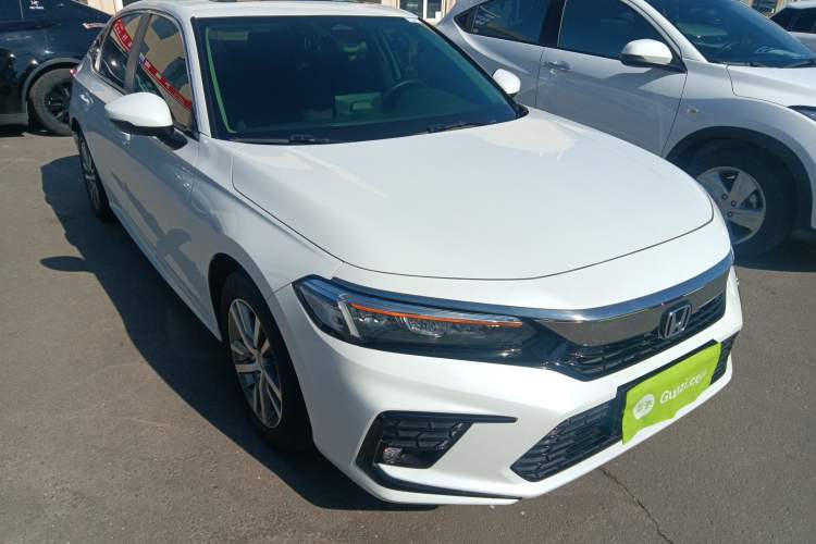 Used Honda Civic 2023 240TURBO CVT Dynamic · Center Stage Special Edition