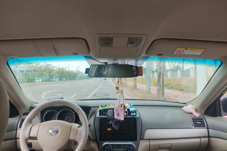 Used Nissan Sylphy 2016 Classic 1.6XE Automatic Comfort Edition Headliner