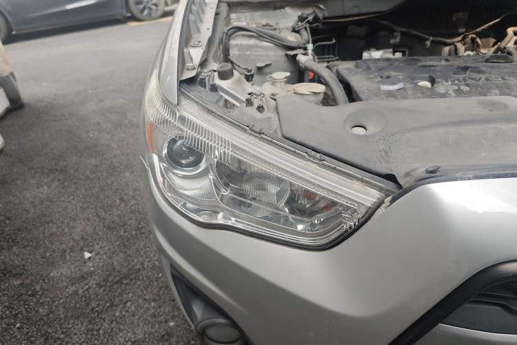 Used Mitsubishi ASX 2013 2.0L CVT Two-Wheel Drive Elite Edition
