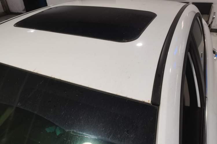 Used Geely Auto Emgrand GL 2017 1.8L DCT Elite Model
