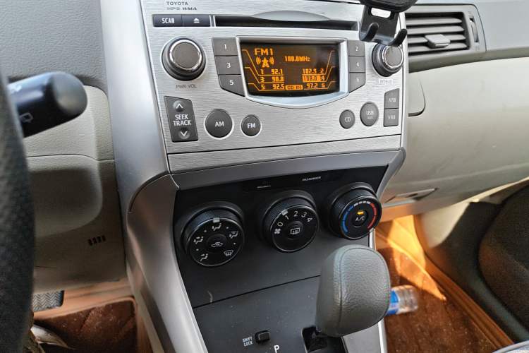 Used Toyota Verso 2015 180E CVT Crossover Edition