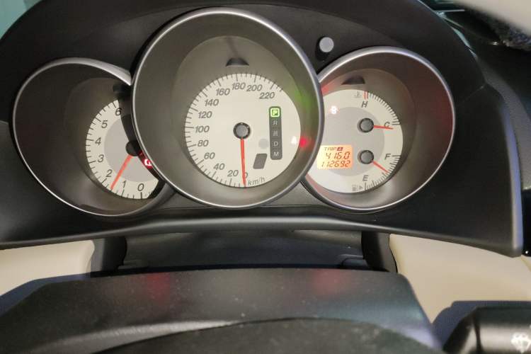 Used Mazda 3 2010 1.6L Automatic Classic Stylish Version Odometer Close Up