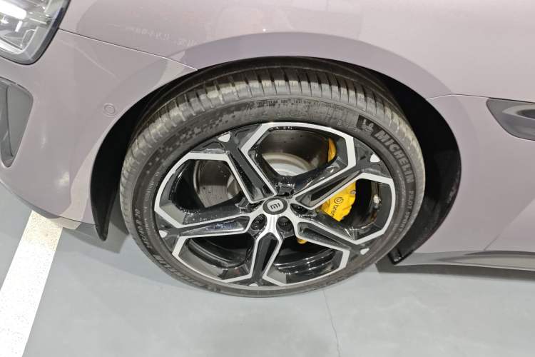 Used Xiaomi Auto SU7 2024 Rear-Drive Ultra-Long Range Advanced Pro-Level Intelligent Driving Version