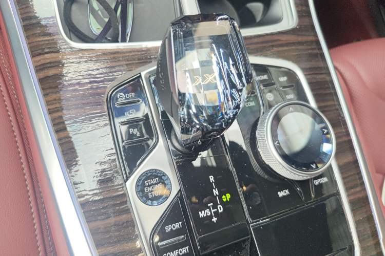 Used BMW X5 2022 xDrive 40Li M Sport Package
