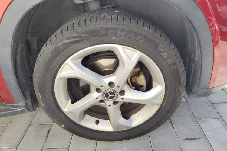 Used Mercedes-Benz GLA 2018 GLA 200 Sport Edition Right Front Wheel Hub