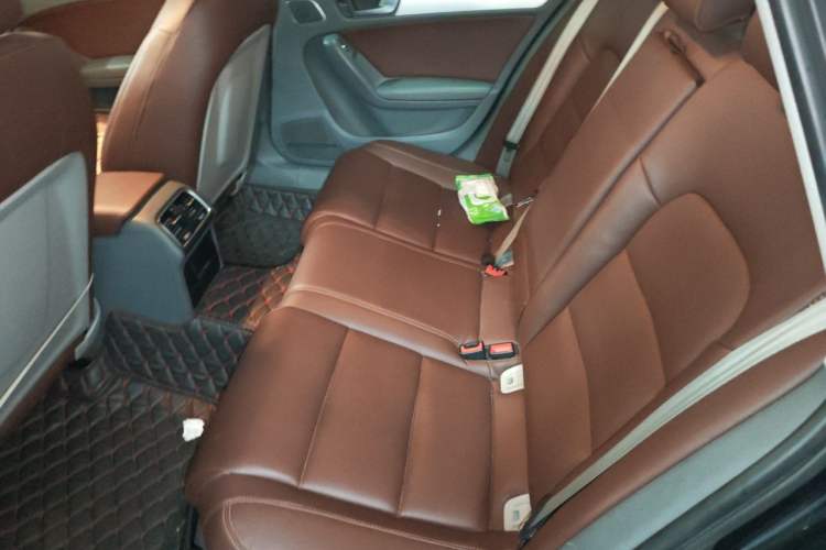 Used Audi A4L 2013 35 TFSI Automatic Standard Model Left Rear Seat