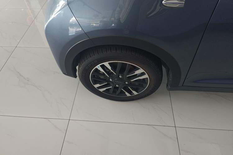 Used Chery Little Ant 2022 Sweet Pink Edition Half-Sugar Version Lithium Iron Phosphate 30 kW 301 km