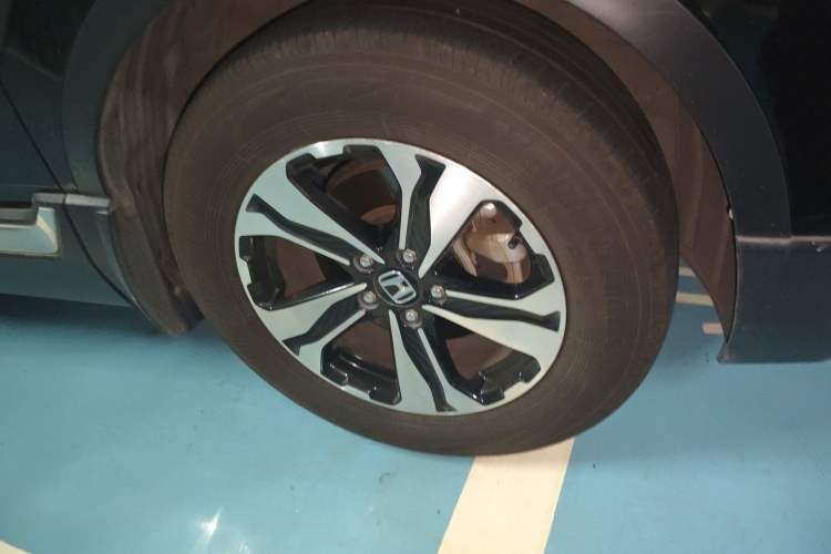 Used Honda CR-V 2019 Brilliant Edition Plus 240TURBO CVT Two-Wheel Drive Fashion Version China VI Emission Standard Right Front Wheel Hub