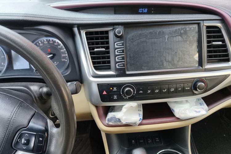 Used Toyota Highlander 2015 2.0T Four-Wheel Drive Elite Edition 7-Seater