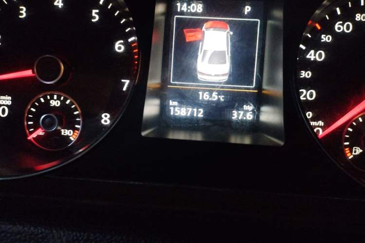 Used Volkswagen Magotan 2016 2.0 TSI Smart Luxury Version
