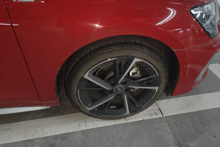 Used Audi A3 2021 Sportback 35 TFSI Fashionable Sports Model Right Front Wheel Hub