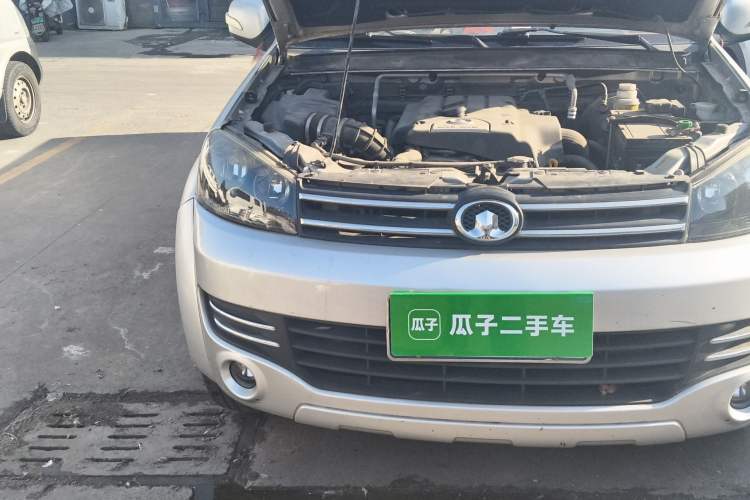 Used Great Wall Wingle 5 2013 2.0T European Version Two-Wheel Drive Elite Edition 6MT Big Double Cab GW4D20B Right Front Headlight