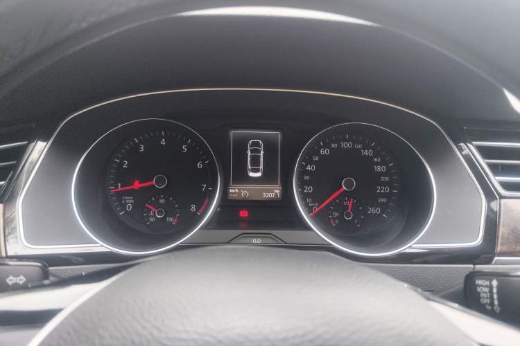 Used Volkswagen Magotan 2017 380TSI DSG Luxury Model Instrument Cluster