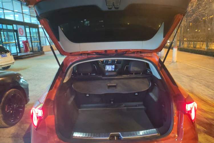 Used Lynk & Co 02 2019 1.5T DCT Two-Wheel Drive Pro Edition China VI Standard