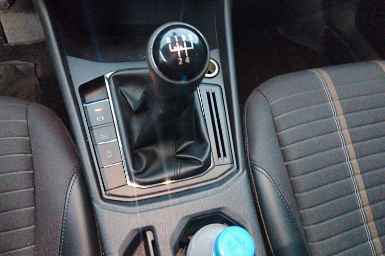 Used Volkswagen Lavida 2019 1.5L Manual Comfort Edition China VI Standard
