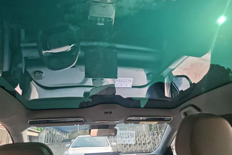 Used Geely Galaxy Galaxy 8 2025 130km EM-i Deluxe Edition
