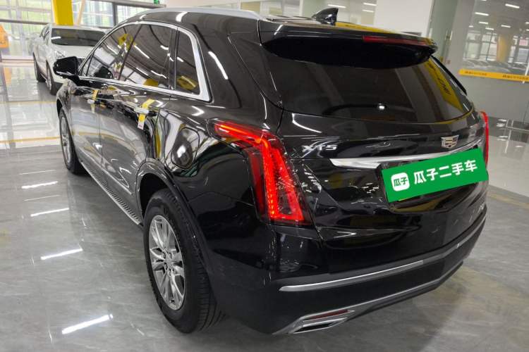 Used Cadillac XT5 2021 28T Luxury Model Rear Left 45 Deg