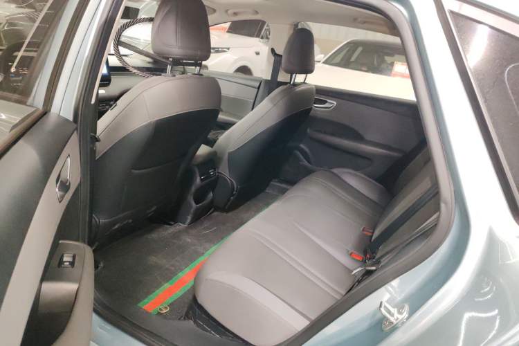 Used Roewe D6 2025 450 km Premium Edition
