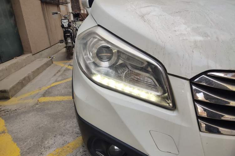 Used Suzuki S-Cross 2015 1.4T Automatic Two-Wheel Drive Prestige Model