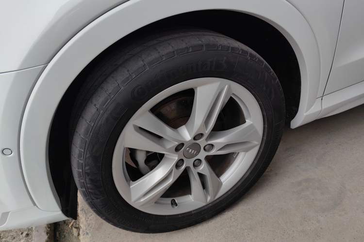 Used Audi Q3 2016 35 TFSI quattro all-wheel-drive style model
