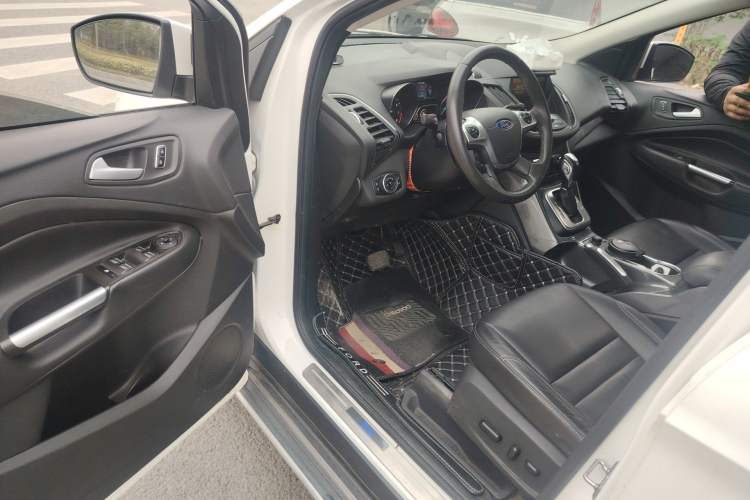 Used Ford Kuga 2015 1.5L GTDi Four-Wheel-Drive Elite Model