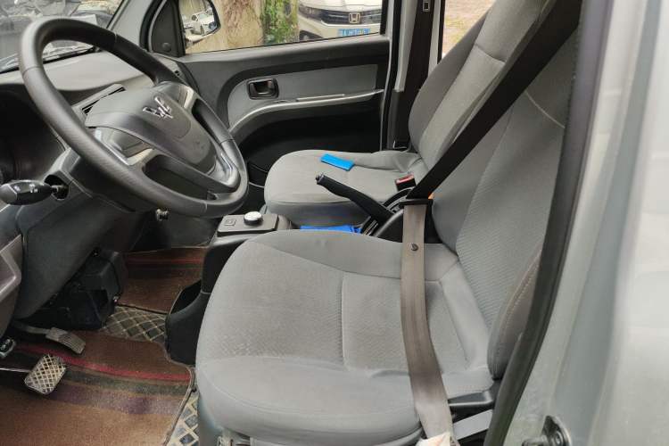 Used Wuling Rongguang EV 2023 Base Model Passenger Bus with Huating Battery