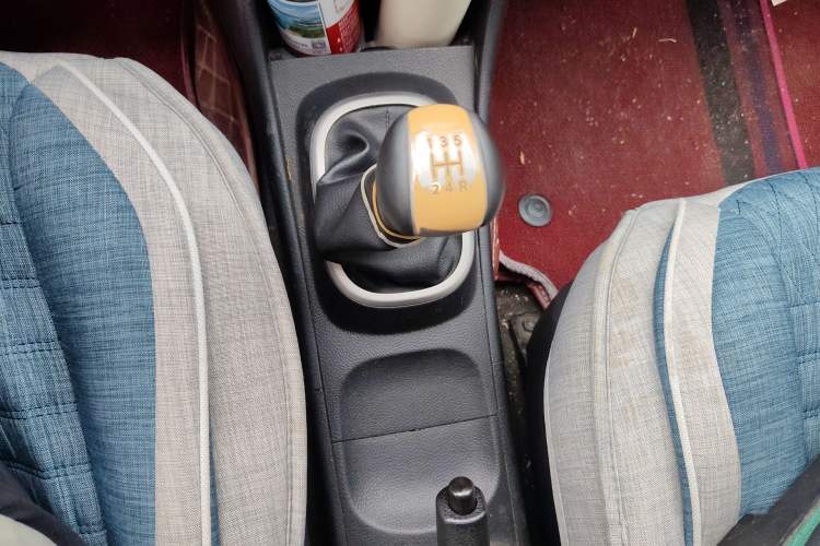 Used Nissan Sylphy 2012 Classic 1.6XE Manual Comfort Edition Gear Lever