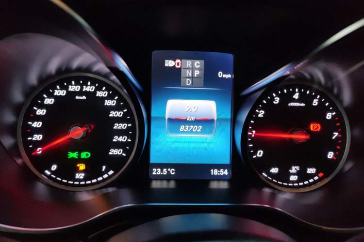 Used Mercedes-Benz V-Class 2021 V 260 Prestige Edition
