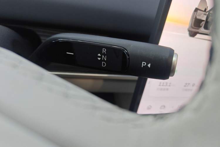 Used ONVO L60 2024 60 kWh Rear-Drive Version