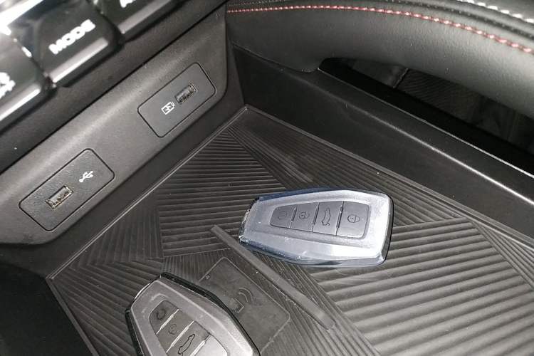 Used Geely Auto Coolray 2022 Bin Yue COOL 1.5TD DCT Battle Edition