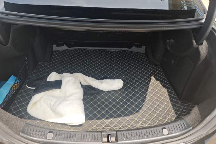 Used Mercedes-Benz E-Class 2021 E 260 L