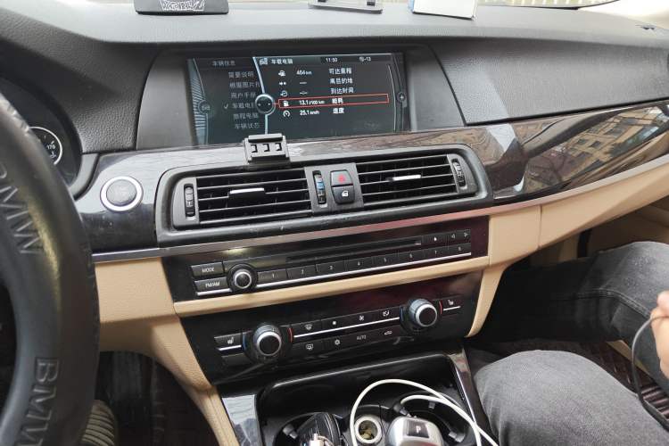 Used BMW 5 Series 2012 523Li Luxury Model
