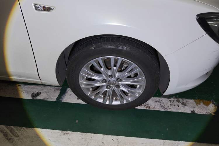 Used Buick GT 2015 15N Automatic Elite Version