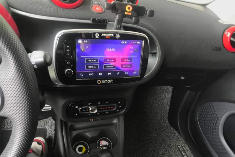 Used smart fortwo 2018 1.0L 52kW Hardtop Passion Edition China V Standard
