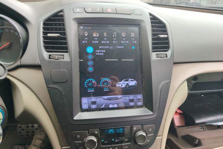 Used Buick Regal 2010 2.0L Expo Edition Audio And AC Panel