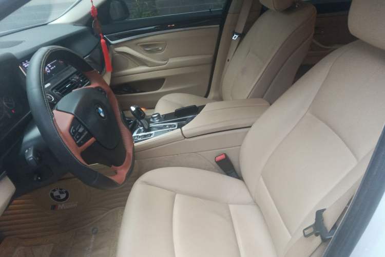 Used BMW 5 Series 2013 525Li Leading Model