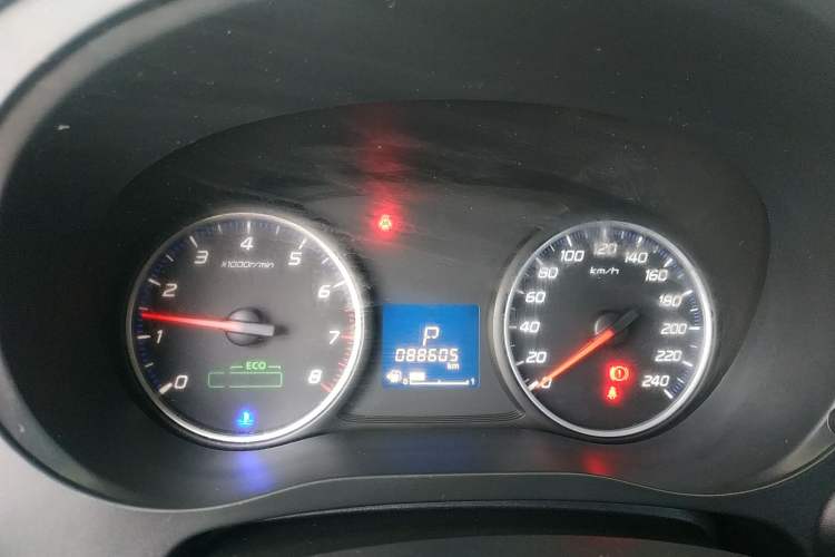 Used Mitsubishi Outlander 2018 2.0L Two-Wheel-Drive Jiale Edition 7-Seater
