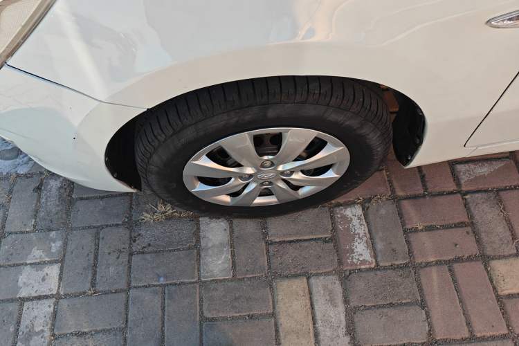 Used Hyundai Verna (older generation) 2014 1.4L Manual Smart GLS Trim
