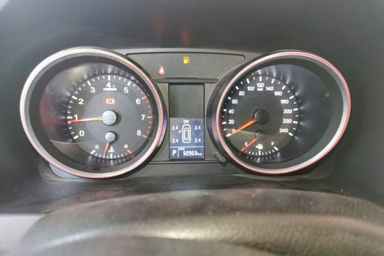 Used Haval H6 2015 Sport Edition 1.5T Automatic Two-Wheel Drive Luxury Model Instrument Cluster