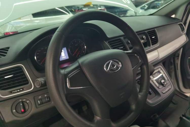 Used SAIC MAXUS G10 2019 Facelift PLUS 2.0T Automatic Smart Edition China VI Standard