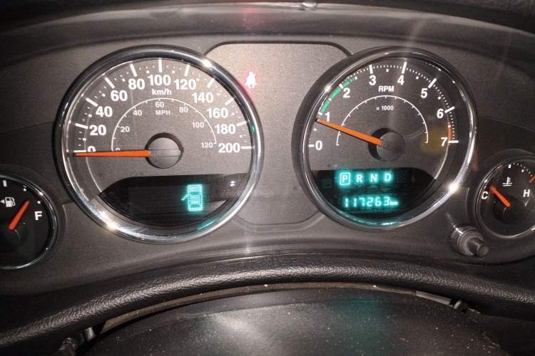 Used Jeep Wrangler 2015 3.0L Sahara Four-Door Comfort Edition Instrument Cluster