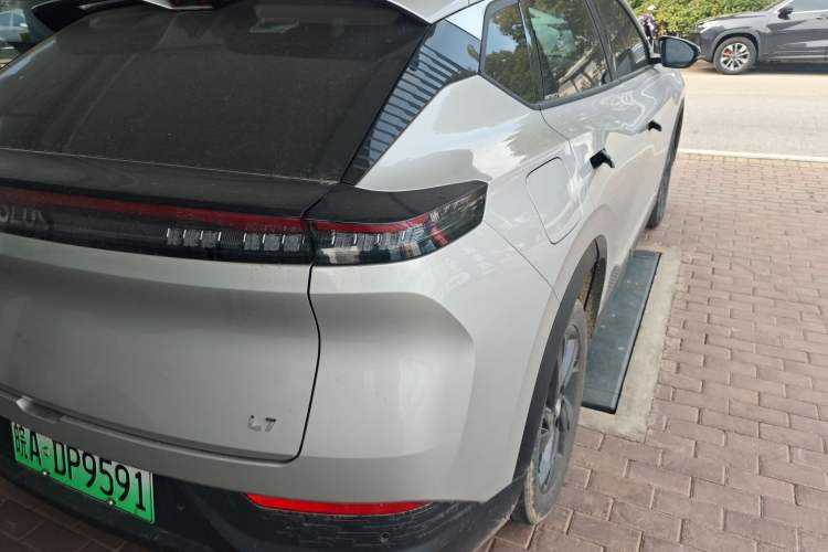 Used Dongfeng Aeolus L7 New Energy 2024 518 Pro
