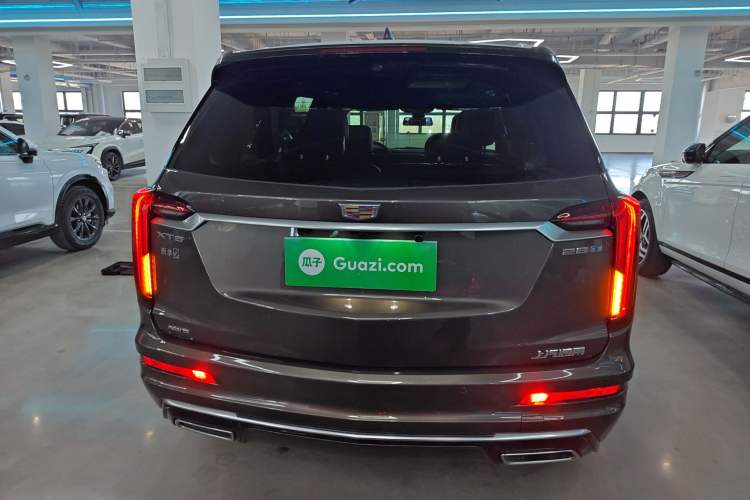 Used Cadillac XT6 2022 2.0T 7-Seater Four-Wheel-Drive Luxury Version Rear