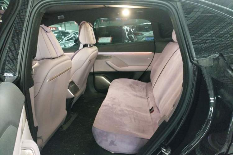 Used ONVO L60 2024 60 kWh Rear-Drive Version
