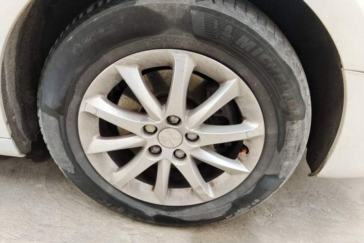Used Peugeot 508 2015 2.0L Automatic Zhiyi Edition Right Front Wheel Hub