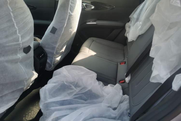 Used Geely Galaxy Geome 2026 Model 310km Dream Edition Left Rear Seat