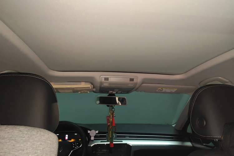 Used Volkswagen Magotan 2023 2 Million Units Limited-Edition 280TSI DSG Comfort Version Headliner