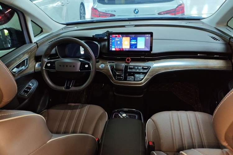 Used Roewe iMAX8 New Energy 2022 First-Class Platinum Edition Center Console